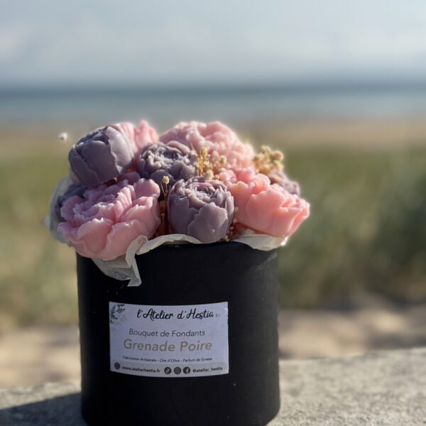 Composition Florale De Fondants Grenade Poire