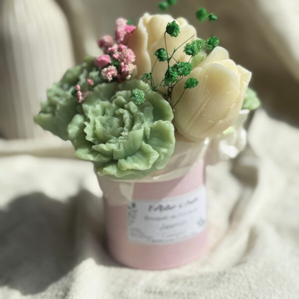 Composition Florale De Fondants Jasmin