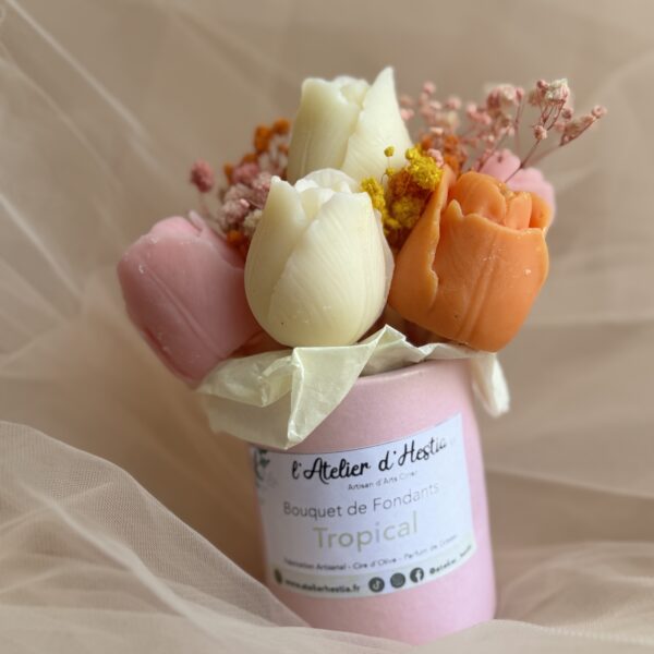 Composition Florale De Fondants Tropical