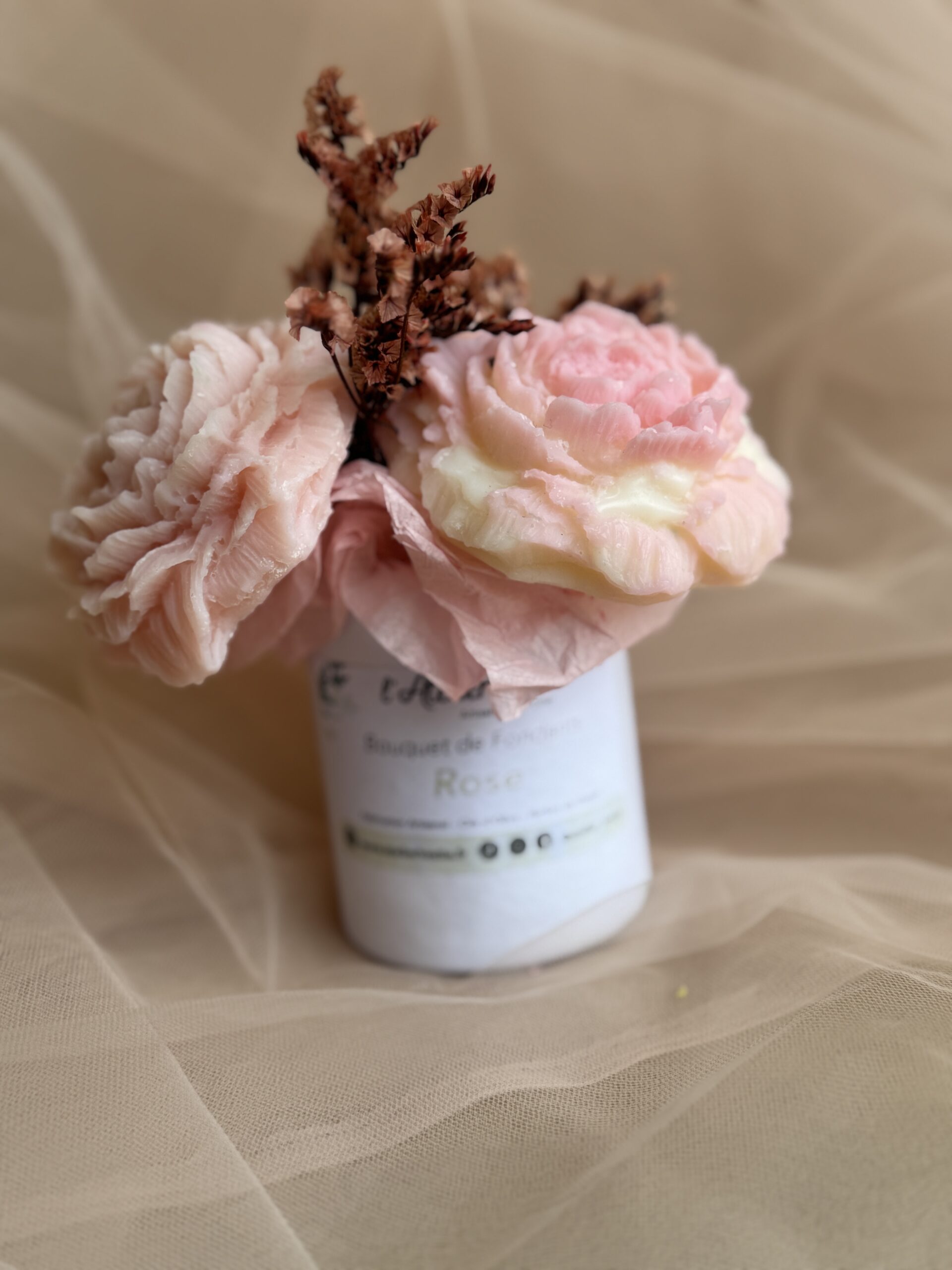 Composition Florale De Fondants Rose